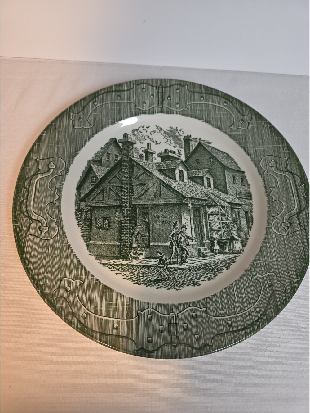 The Old Curiosity Shop Vintage 10" Dinner Plate Royal USA Green Transferware